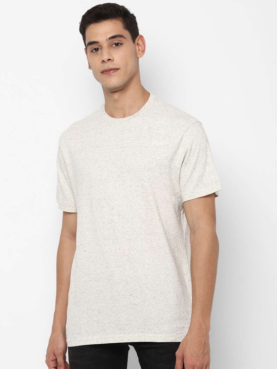 

AMERICAN EAGLE OUTFITTERS Men Beige Solid T-shirt