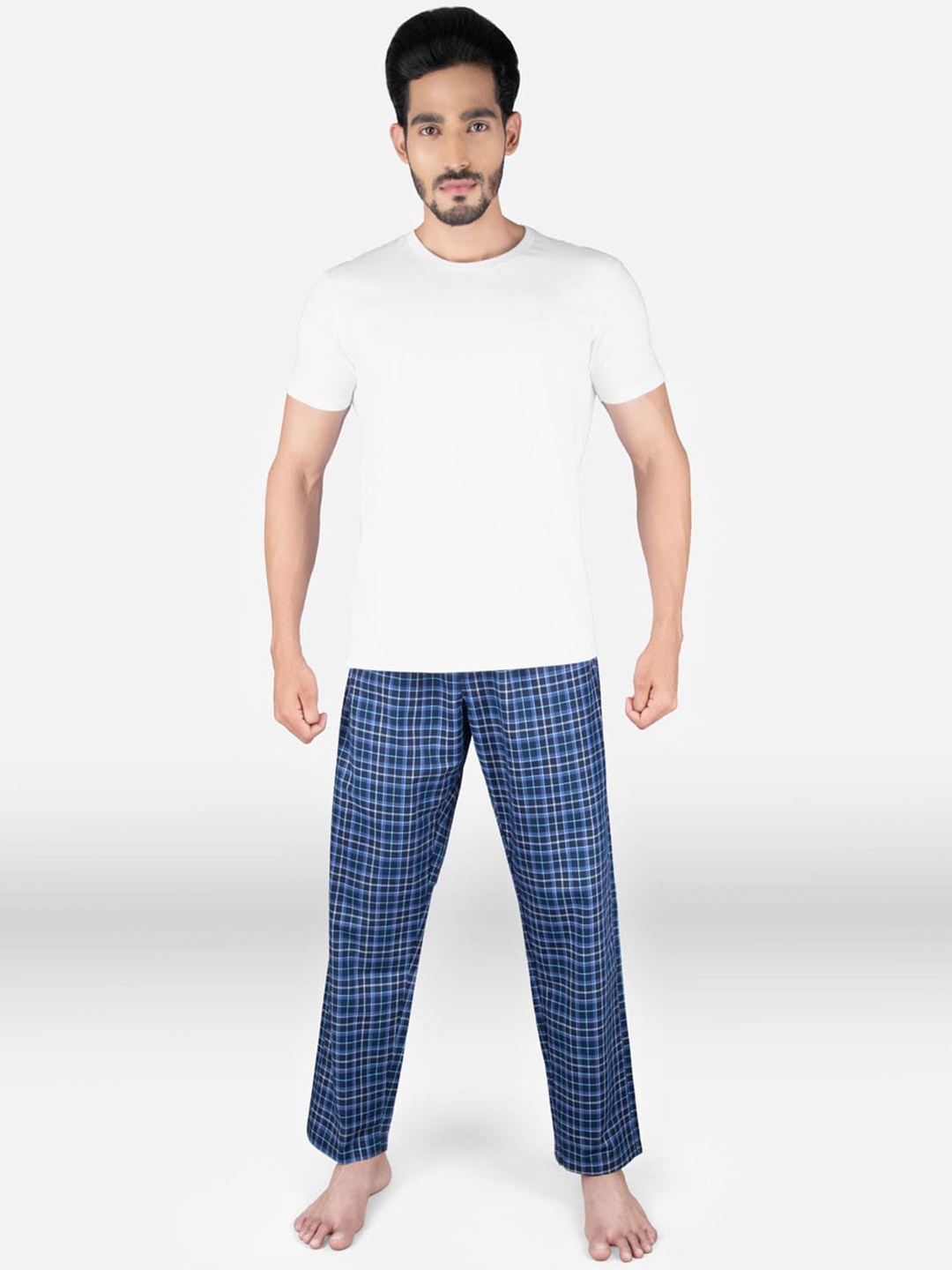 

XYXX Men White & Blue Night Suit
