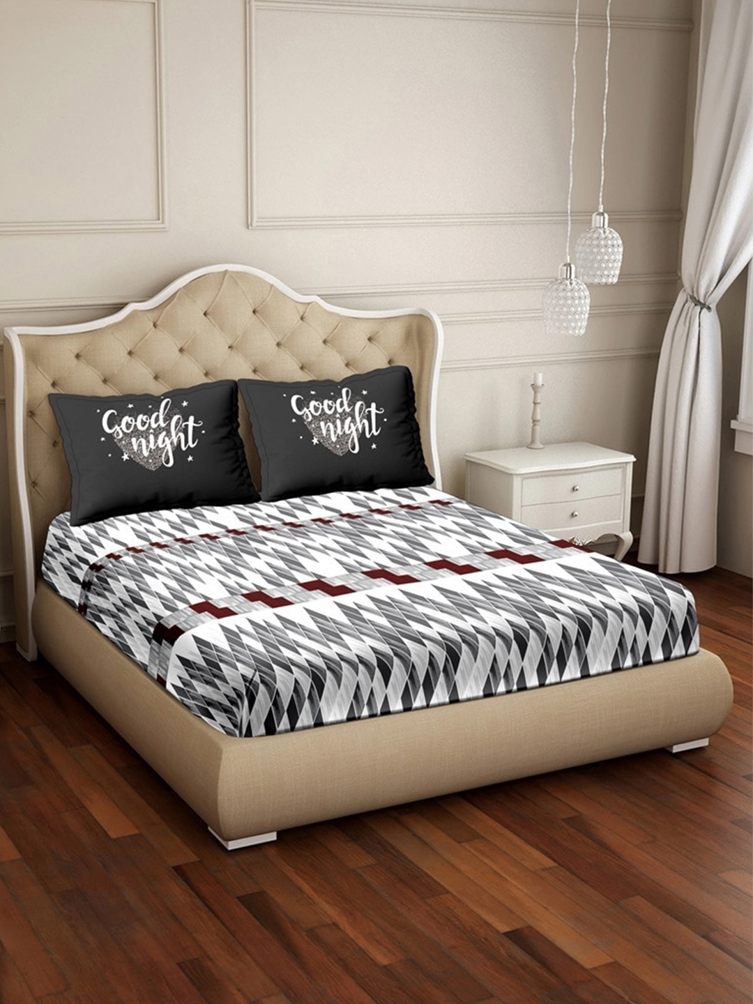 

BELLA CASA Grey & White Geometric 250 TC King Bedsheet with 2 Pillow Covers