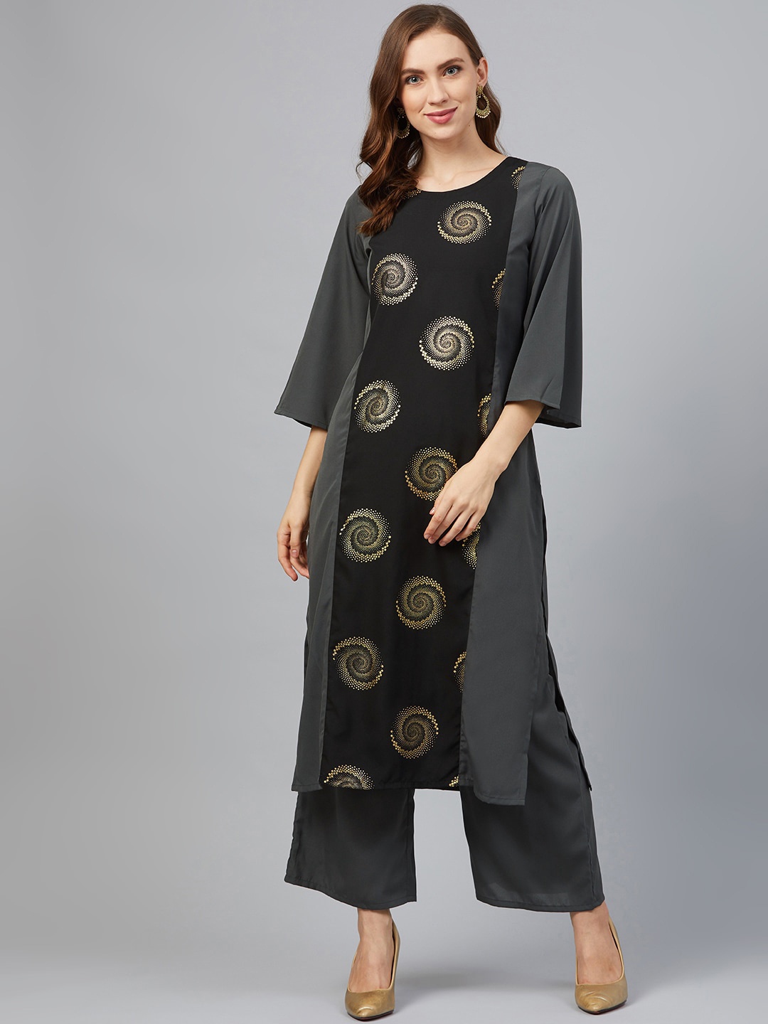 

ZIYAA Women Grey & Black Colourblocked Crepe Kurta