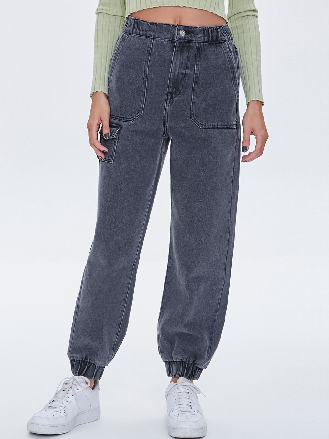 

FOREVER 21 Women Black Mildly Distressed Jeans
