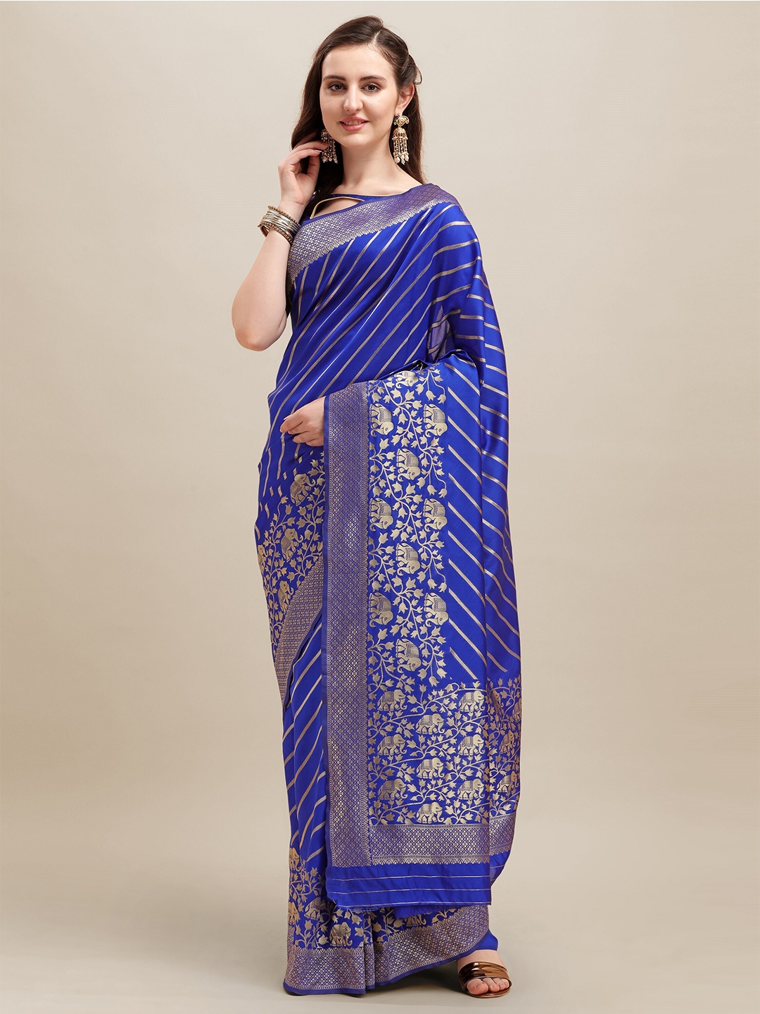 

RAJGRANTH Blue & Gold-Toned Striped Zari Silk Cotton Banarasi Saree
