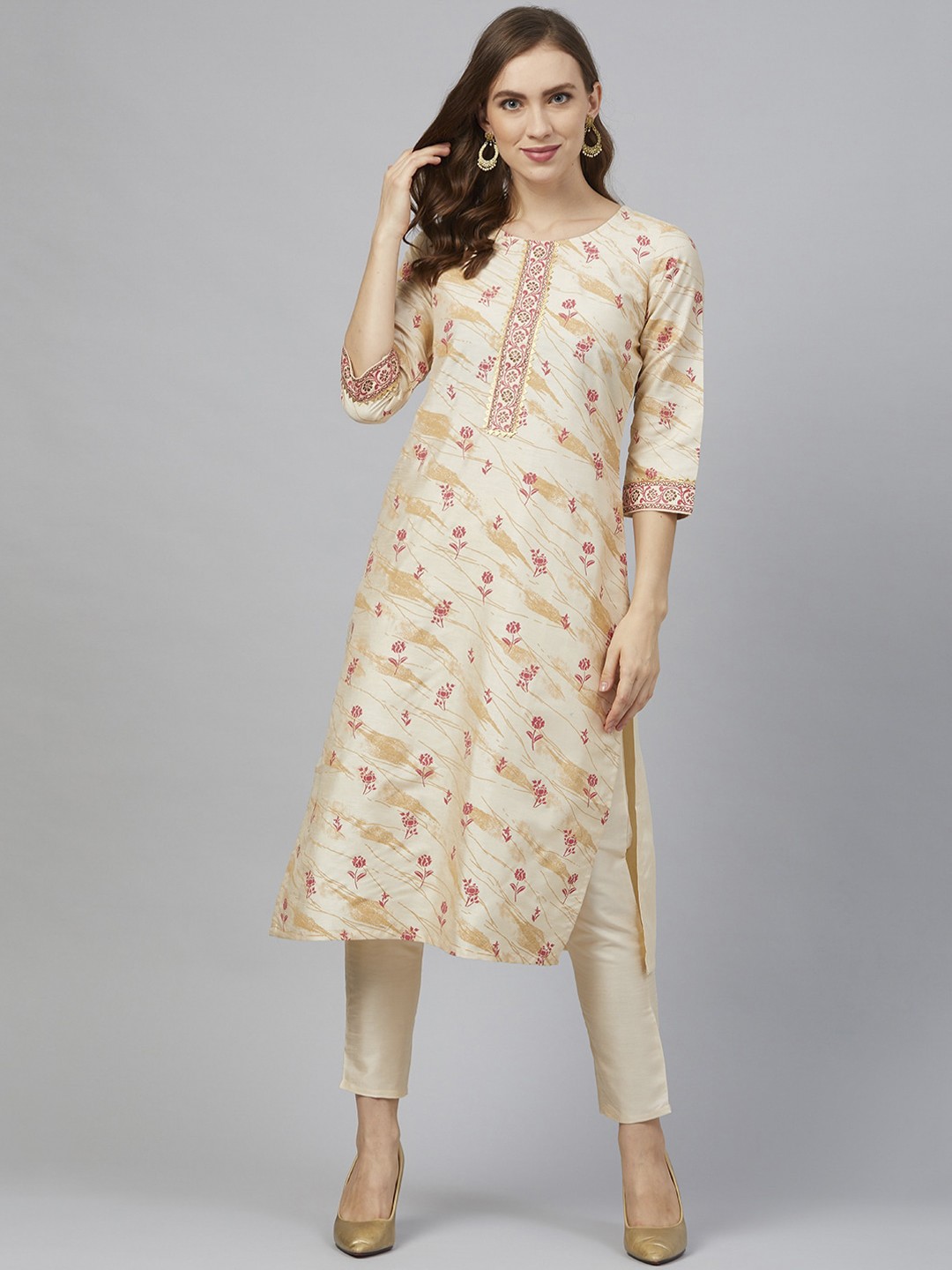 

ZIYAA Women Cream-Coloured Floral Printed Kurta