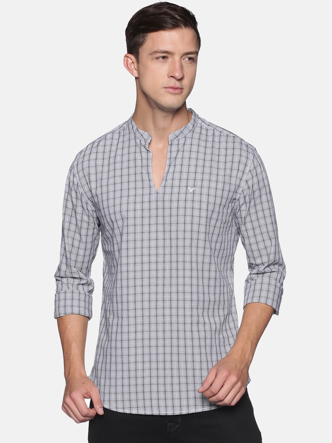 

SHOWOFF Men White & Black Checked Kurta