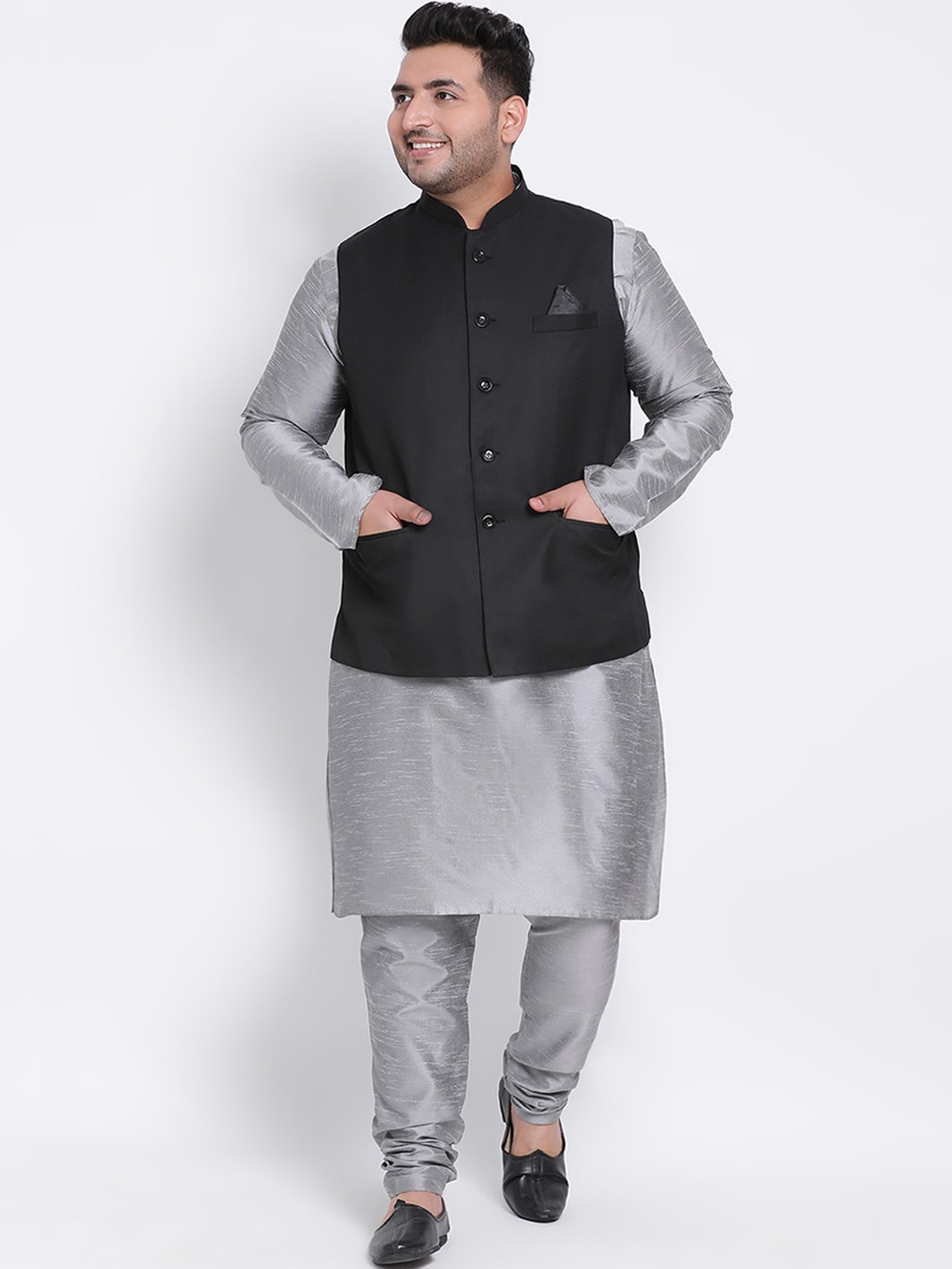 

hangup plus Men Grey & Black Layered Dupion Silk Kurta with Pyjamas & Nehru Jacket