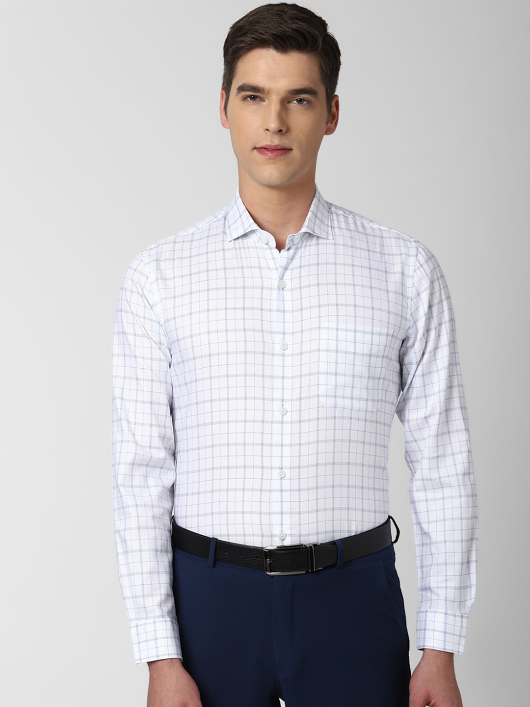 

Peter England Elite Men White Slim Fit Checked Casual Shirt