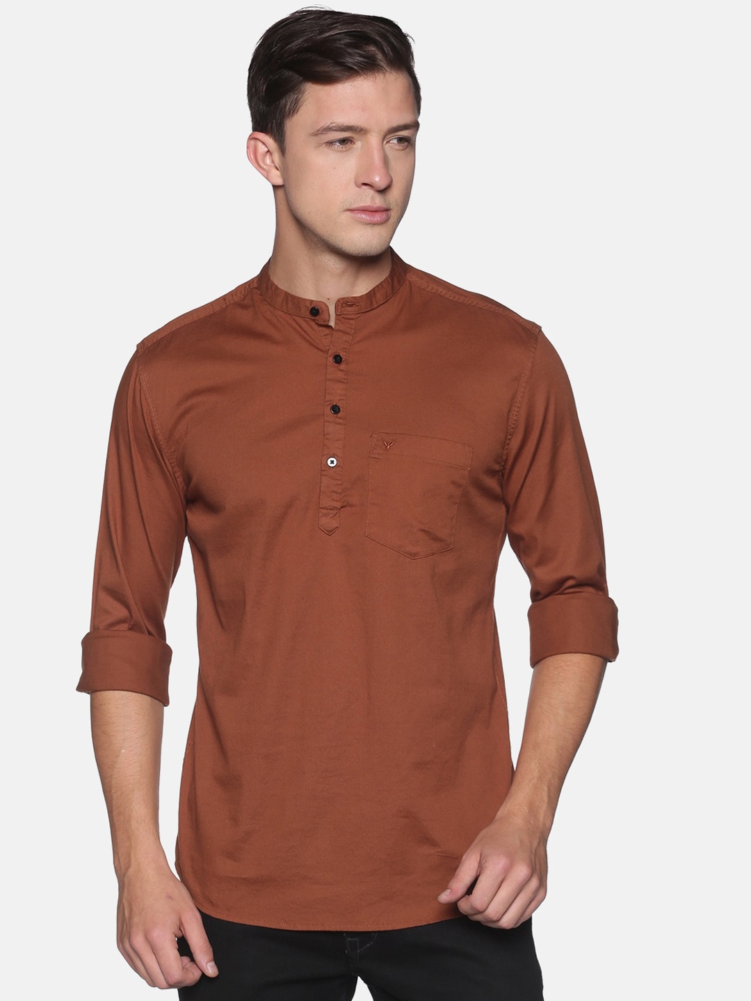 

SHOWOFF Men Brown Solid Kurta