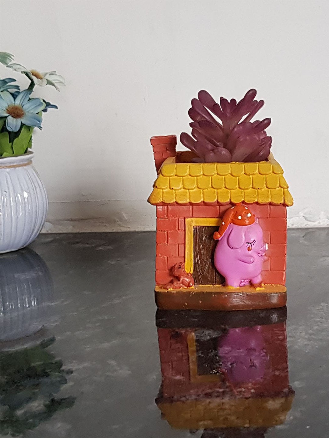 

Wonderland Orange & Yellow Pig In House Succulent Resin Planter