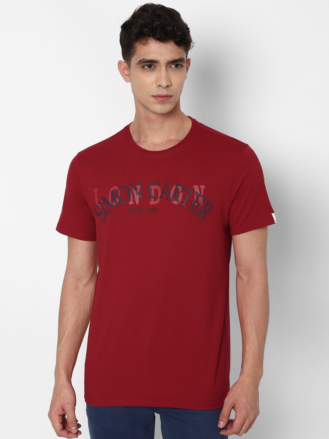 

SIMON CARTER LONDON Men Maroon Typography Printed Slim Fit T-shirt