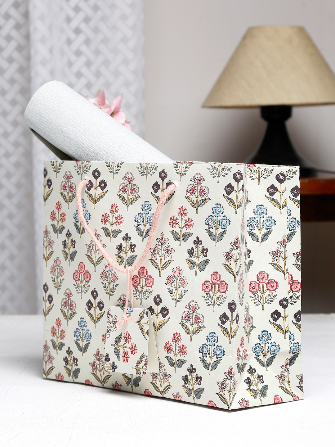 

Fabindia Off-White & Green Mughal Printed Paper Bag With Tissue
