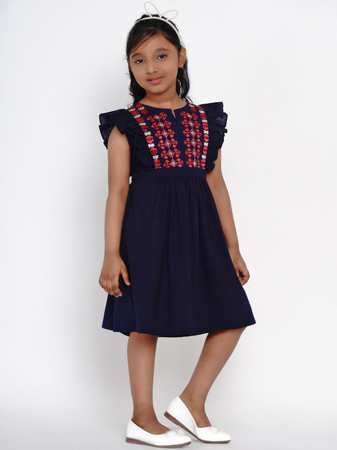 

Bitiya by Bhama Navy Blue Ethnic Motifs Embroidered Dress