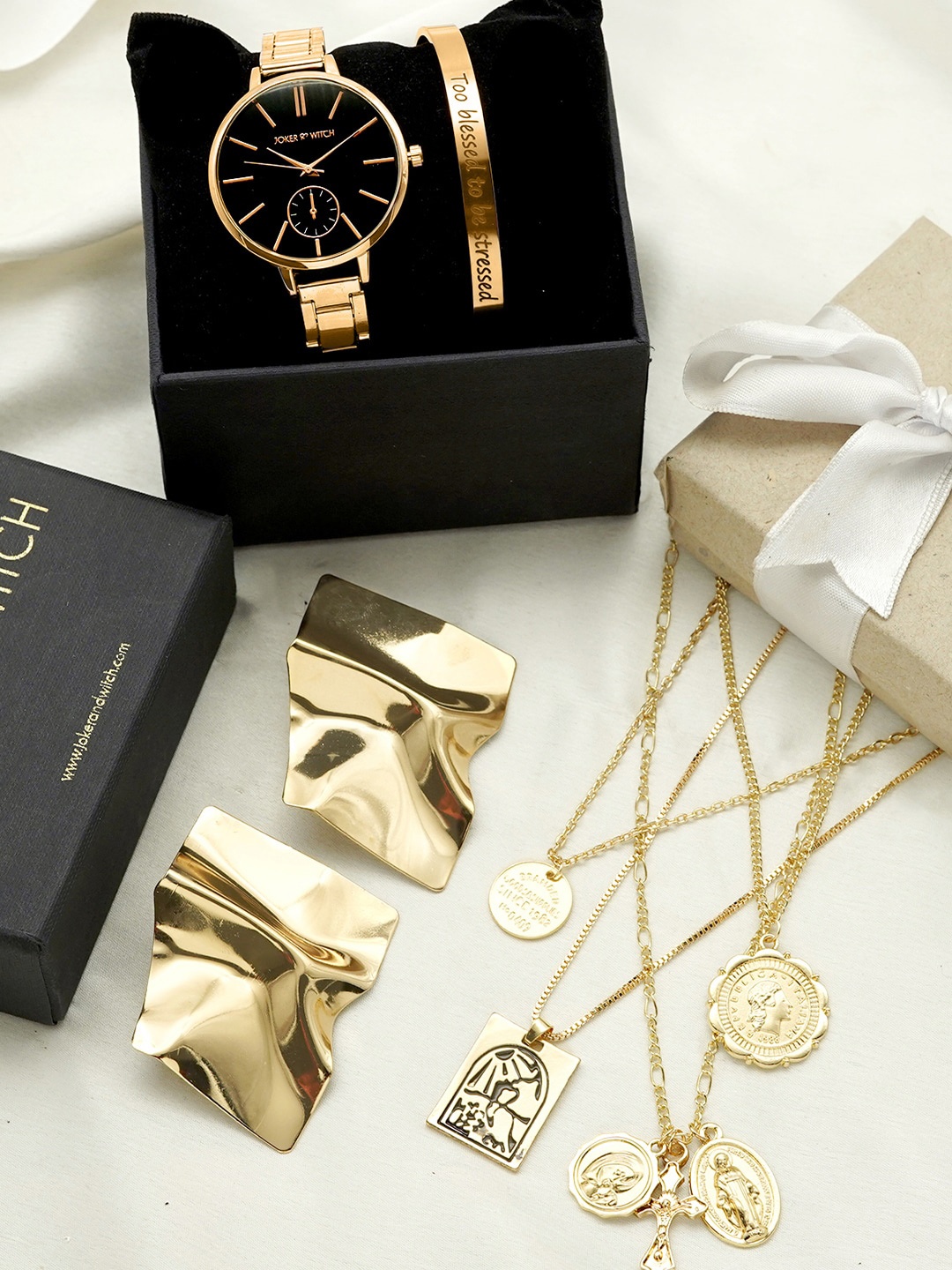 

JOKER & WITCH Women Gold-Toned & Black Cherish You Love Stack Watch Gift Set JWLS207