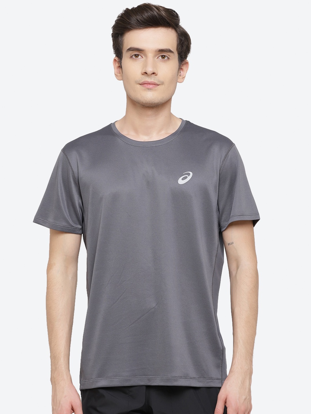 

ASICS Silver SS Men Grey Applique Running T-shirt