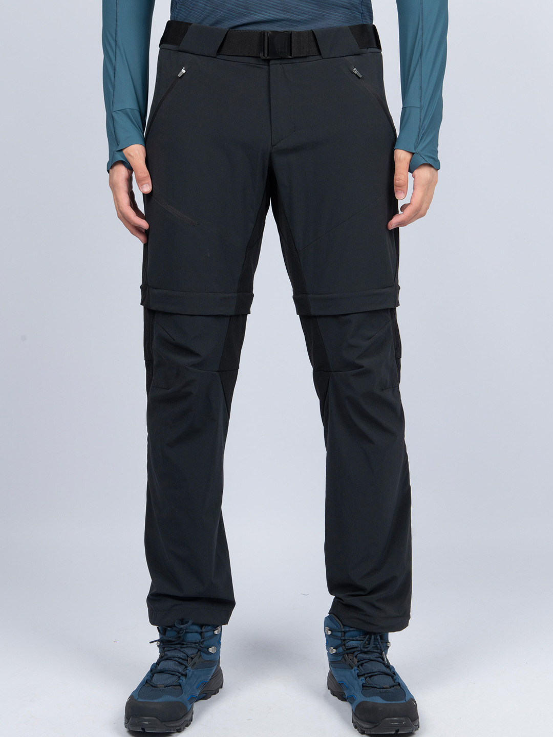 

Quechua By Decathlon Men Dark Grey Zip-Off Stretchable Dry Fit Trekking Trousers, Black