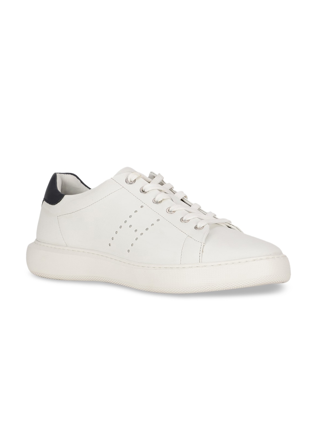 

Hush Puppies Men Silver Leather Sneakers