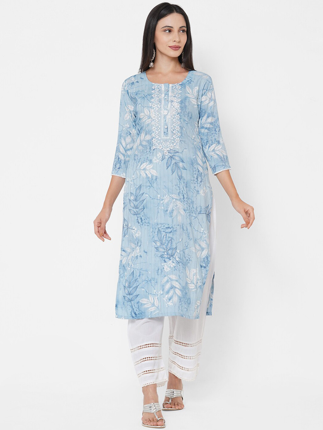 

FASHOR Women Blue Floral Printed Thread Work Kurta