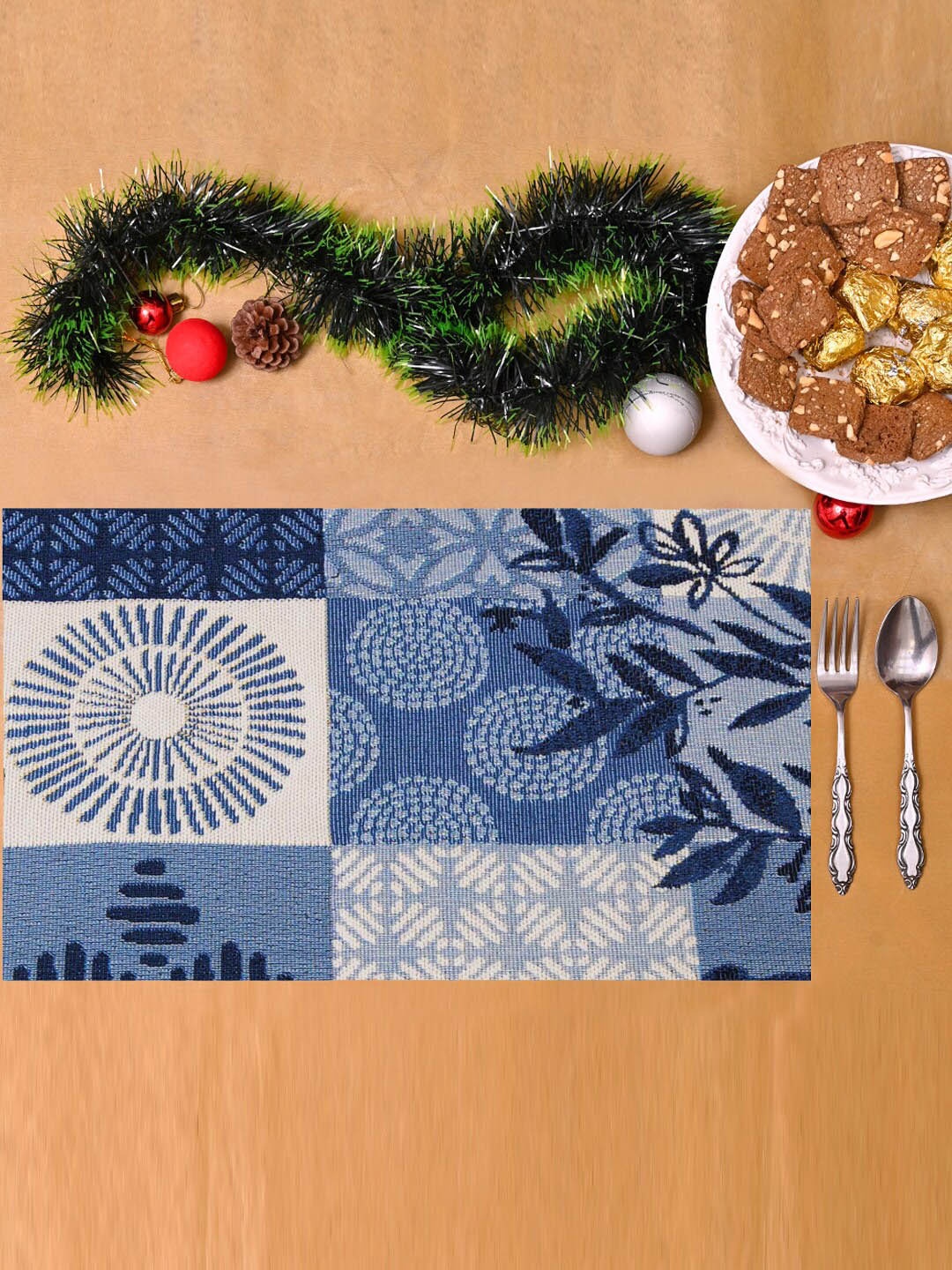 

AVI Living Set Of 6 Green Printed Table Placemats, Multi