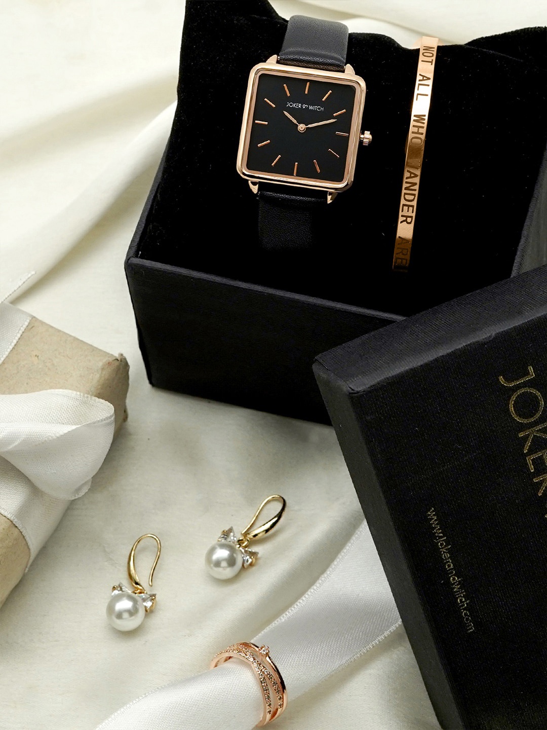 

JOKER & WITCH Women Rose Gold-Toned & Black Full Of Stars Love Stack Watch Gift Set-JWLS160