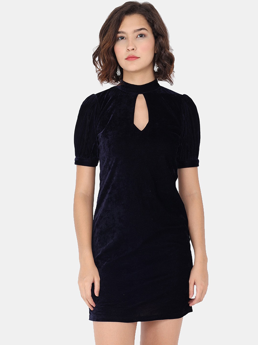 

Trend Arrest Blue Choker Neck Velvet Sheath Mini Dress