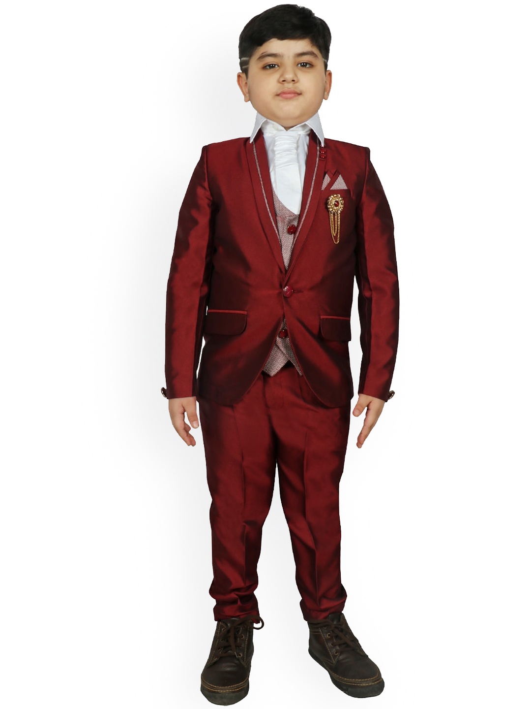 

SG YUVRAJ Boys Maroon Solid 5-Piece Tuxedo Party Suit