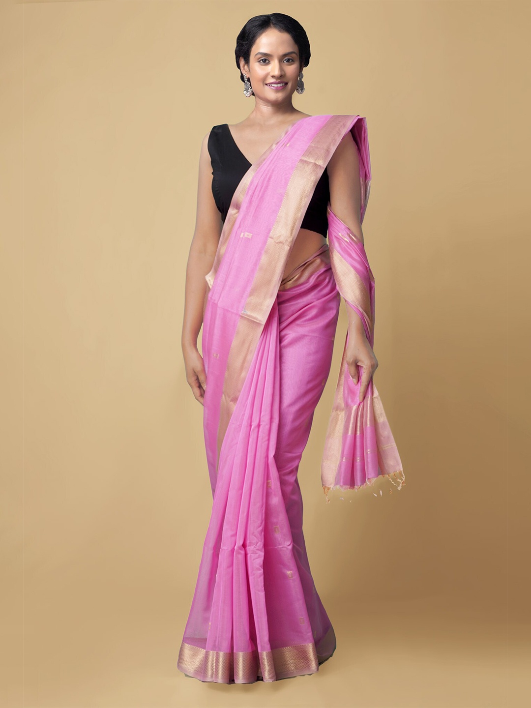 

Unnati Silks Pink & Gold-Toned Woven Design Zari Silk Cotton Handloom Maheshwari Saree