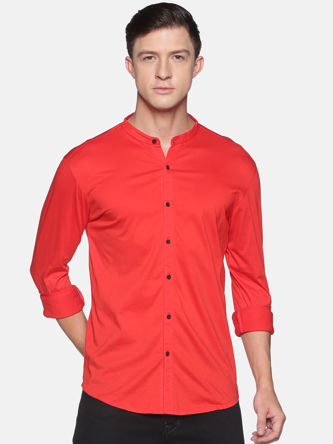 SHOWOFF Men Red Solid Slim Fit Casual Shirt