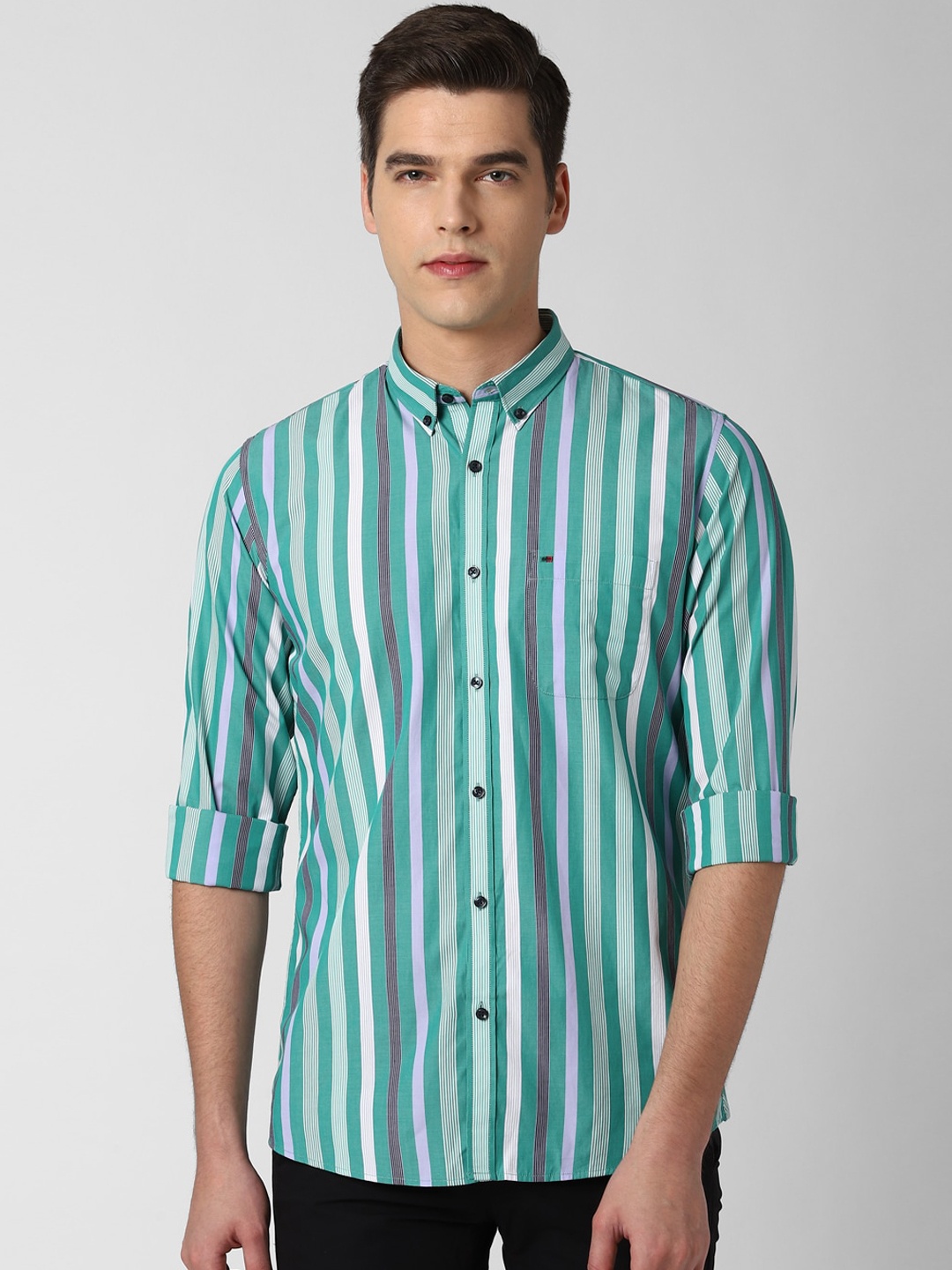

Peter England Casuals Men Green Slim Fit Multi Striped Pure Cotton Casual Shirt