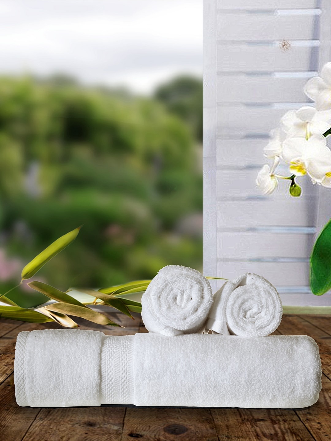 

BIANCA Set Of 3 White Solid 500 GSM Pure Cotton Zero-Twist Ultra-Fluffy Towels