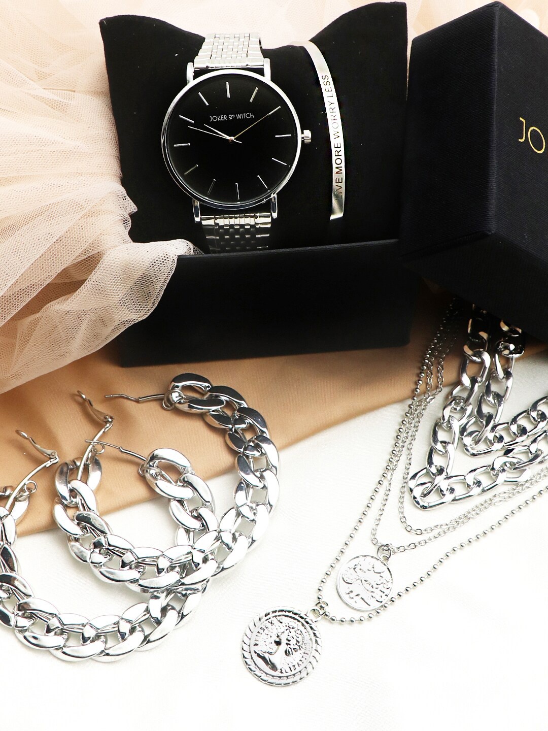 

JOKER & WITCH Women Silver-Toned & Black Charm Love Stack Watch Gift Set JWLS251