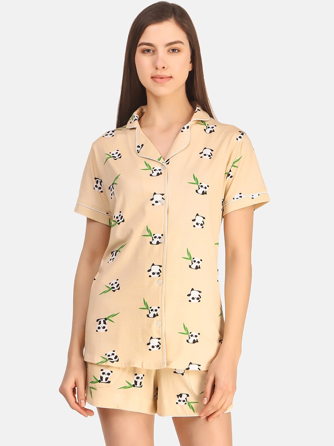 

Masha Women Peach-Coloured & Black Printed Night suit