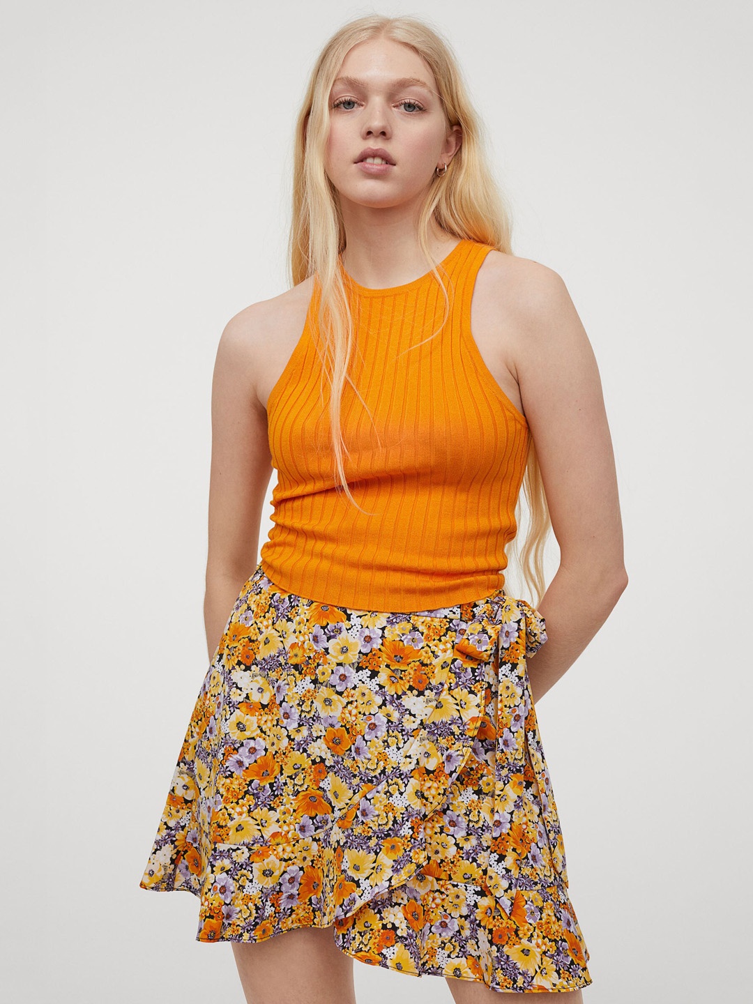 

H&M Yellow & Blue Floral Printed Flounced Wrapover Skirt