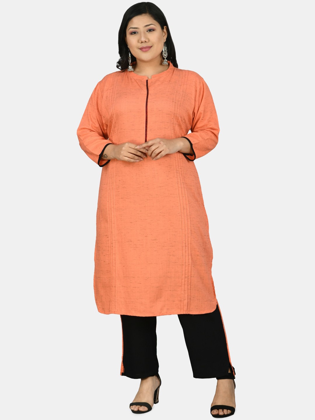 

PrettyPlus by Desinoor.com Women Peach Kurti with Trousers