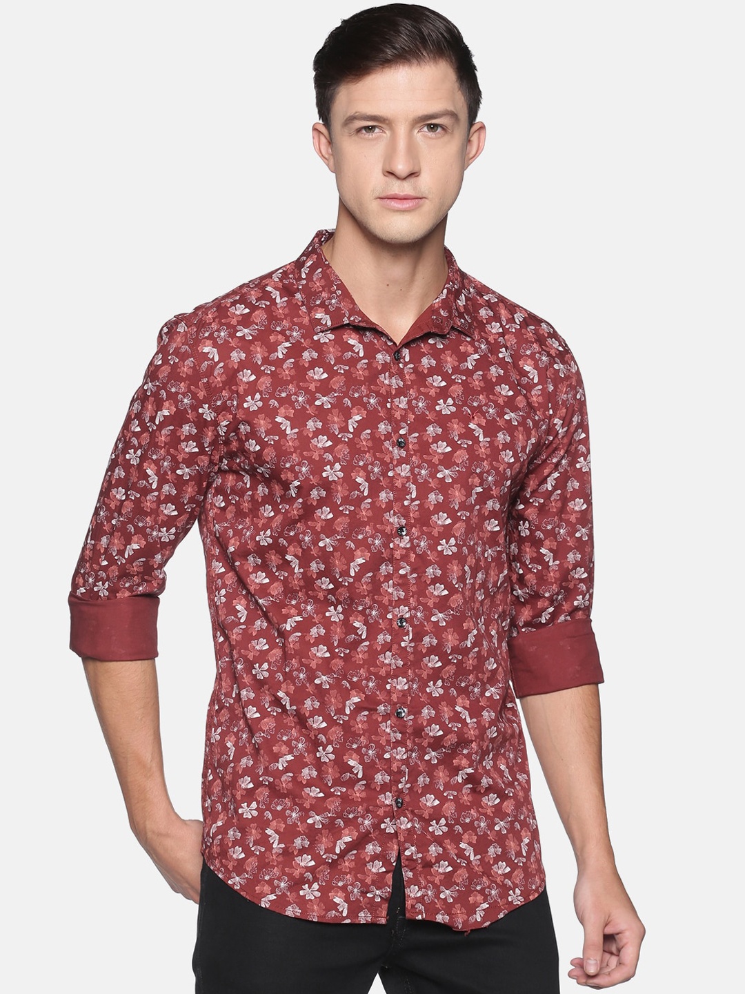 

SHOWOFF Men Maroon Comfort Slim Fit Floral Printed Casual Shirt
