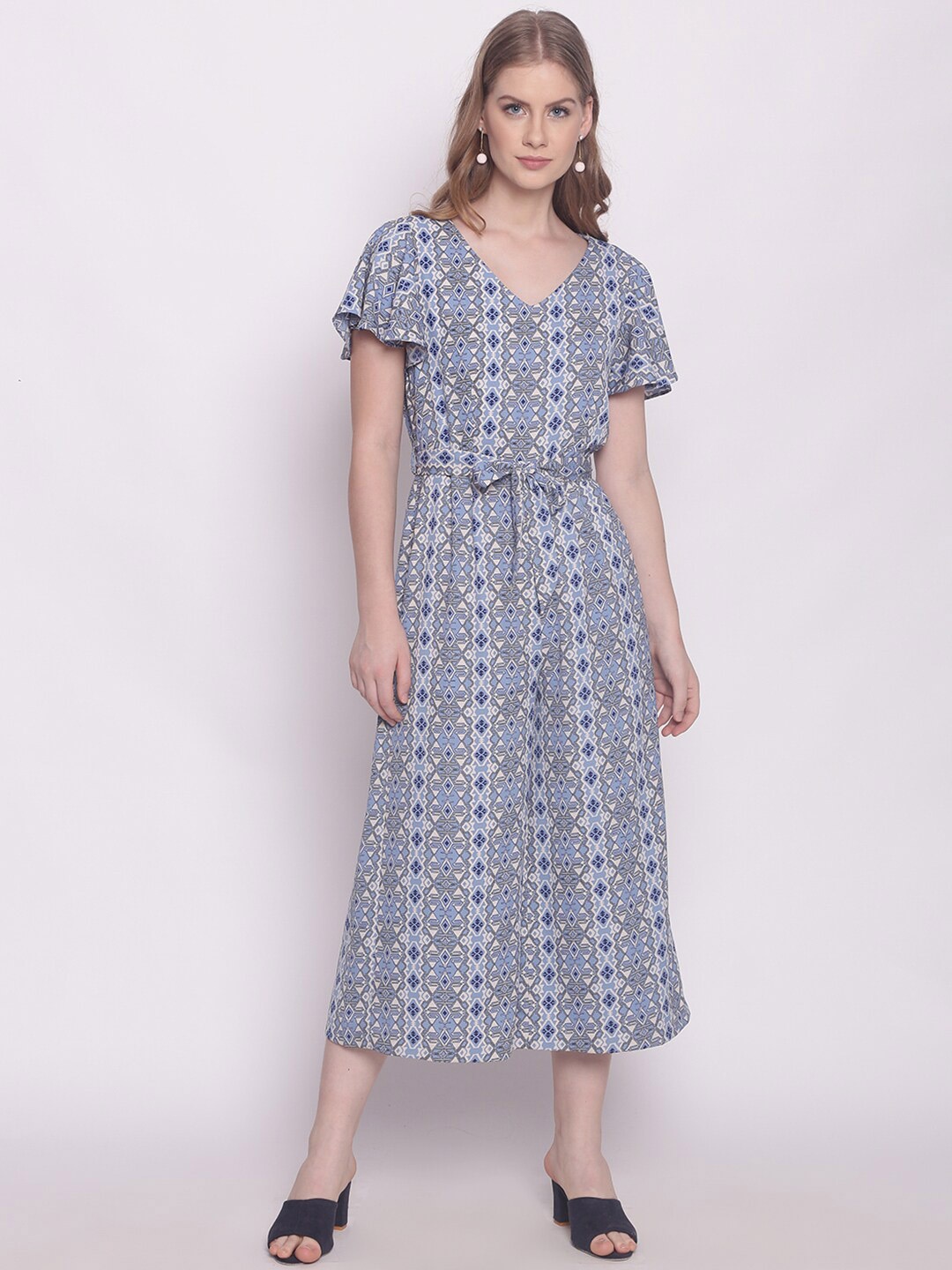 

Zink London Blue & White Printed Culotte Jumpsuit