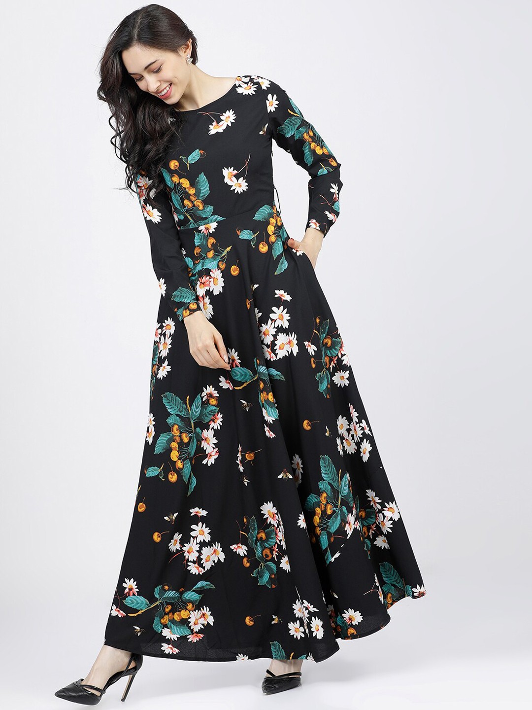 

Tokyo Talkies Women Black Floral Maxi Dress