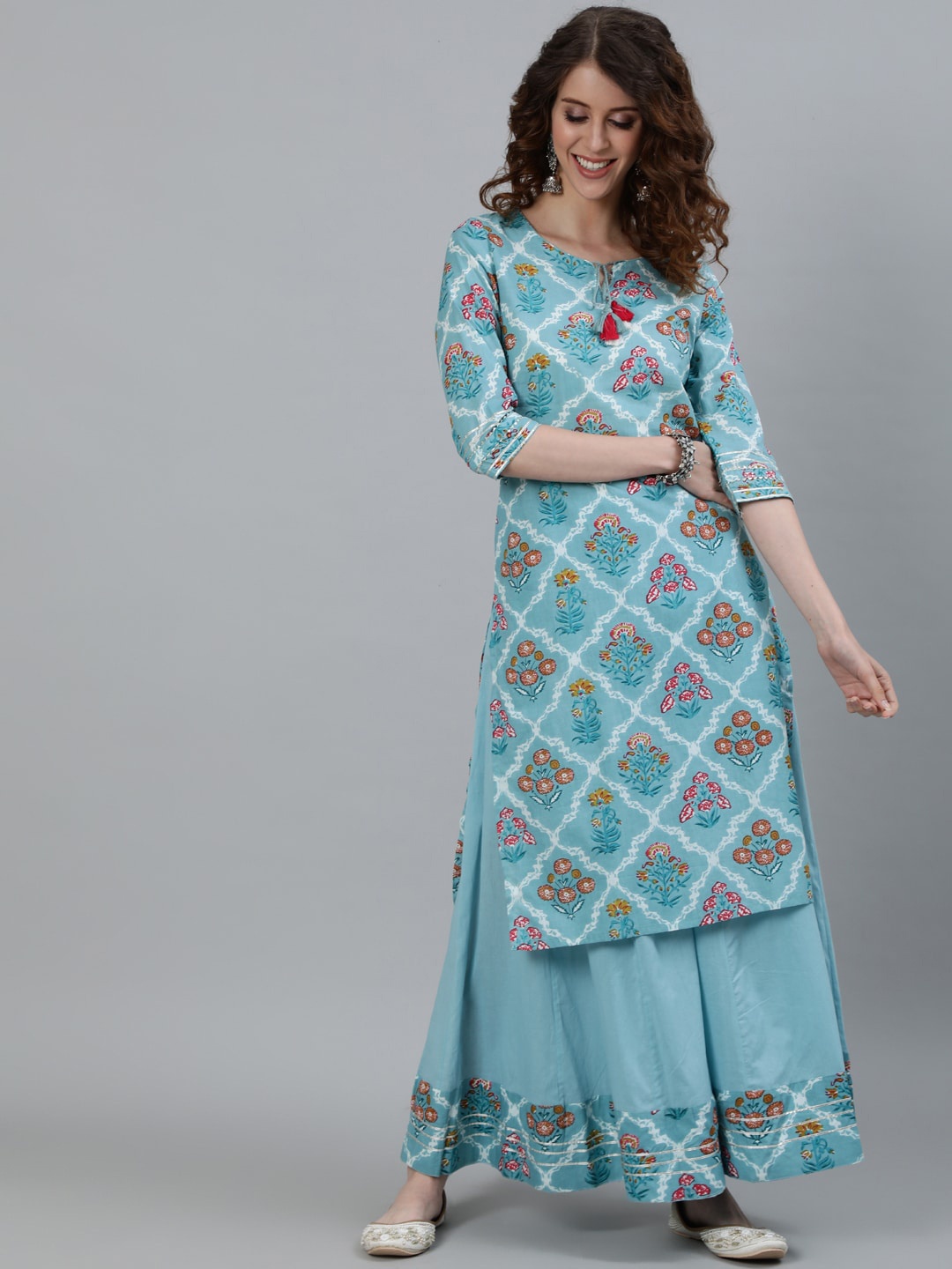

Ishin Women Blue Floral Printed Pure Cotton Kurta with Sharara