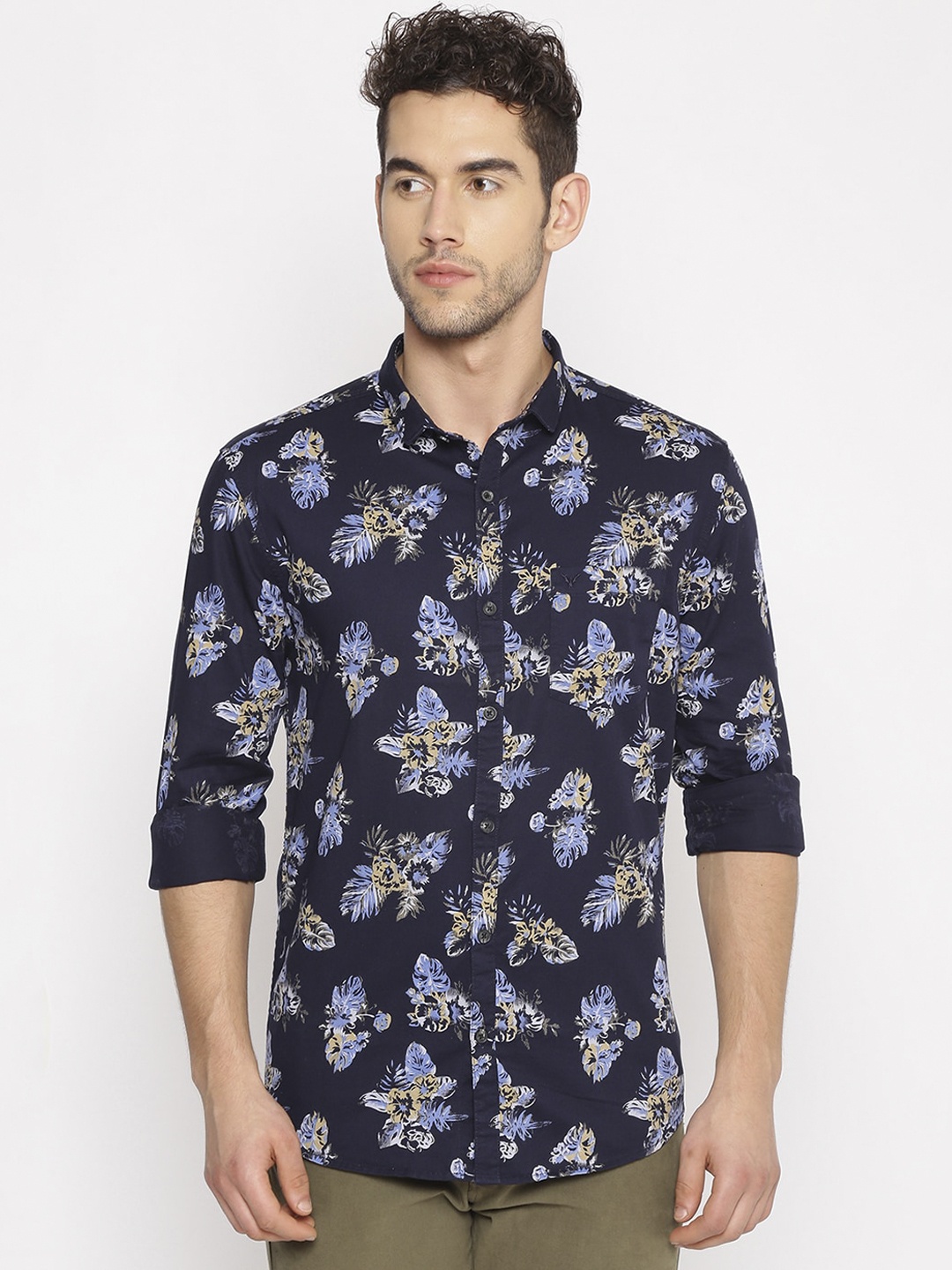 

SHOWOFF Men Navy Blue Slim Fit Floral Printed Casual Shirt