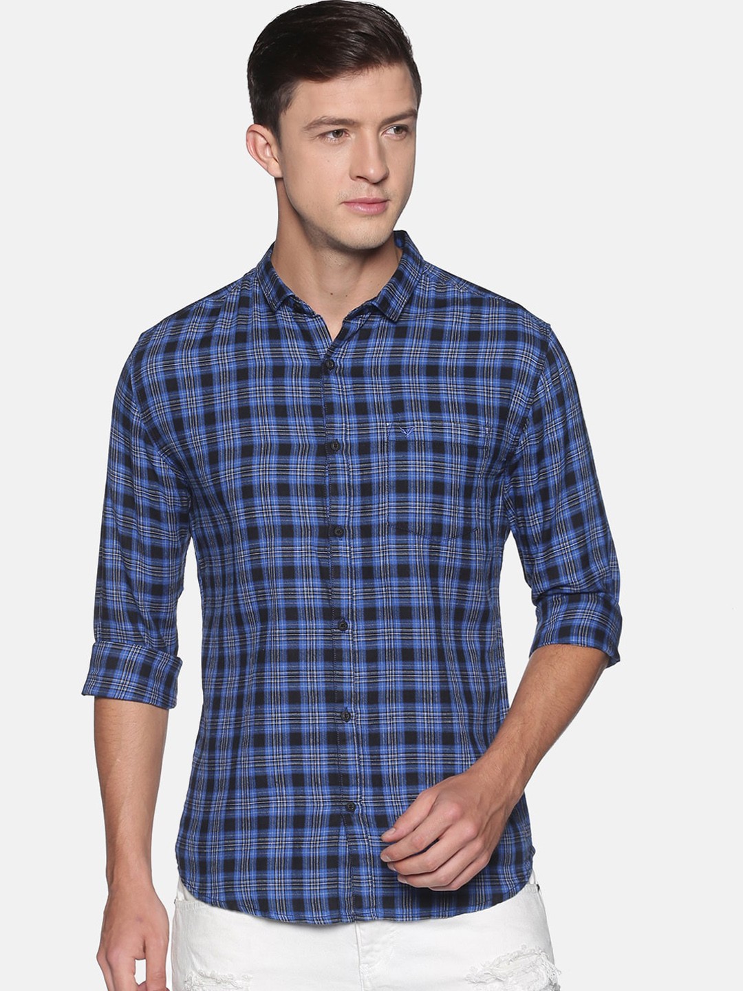 

SHOWOFF Men Blue & Black Slim Fit Checked Cotton Casual Shirt