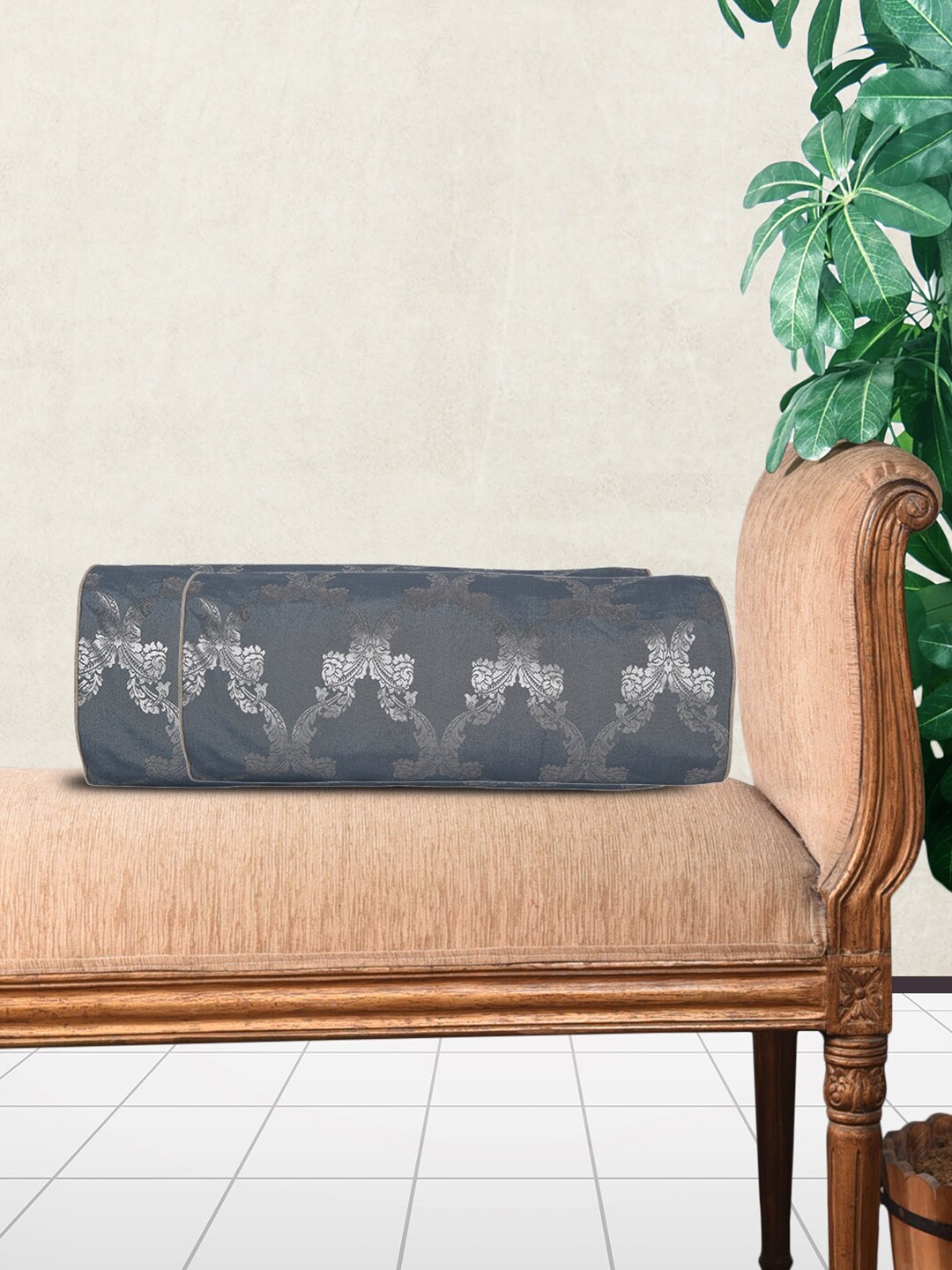 

Home Blue & Grey Rectangle Cushion Covers