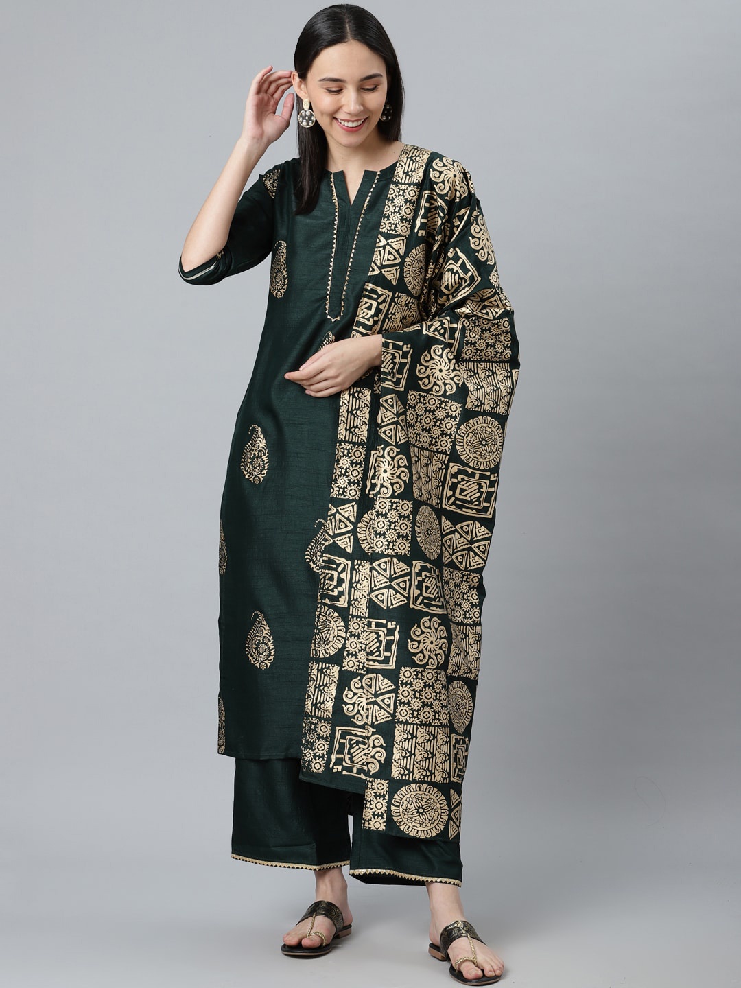 

Libas Women Paisley Motifs Printed Kurta with Trousers & Dupatta, Green