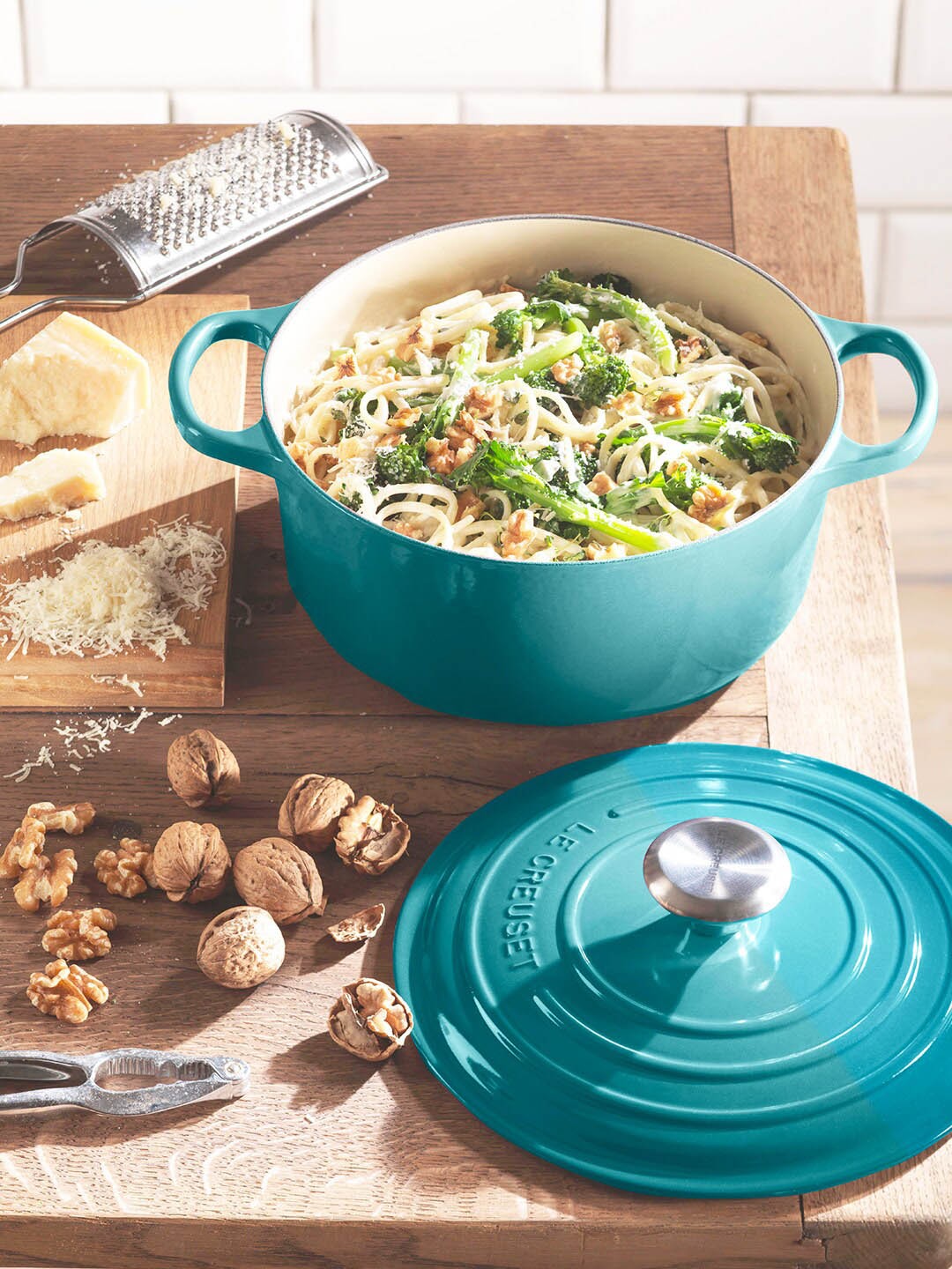 

LE CREUSET Blue Solid Evo Round Casserole