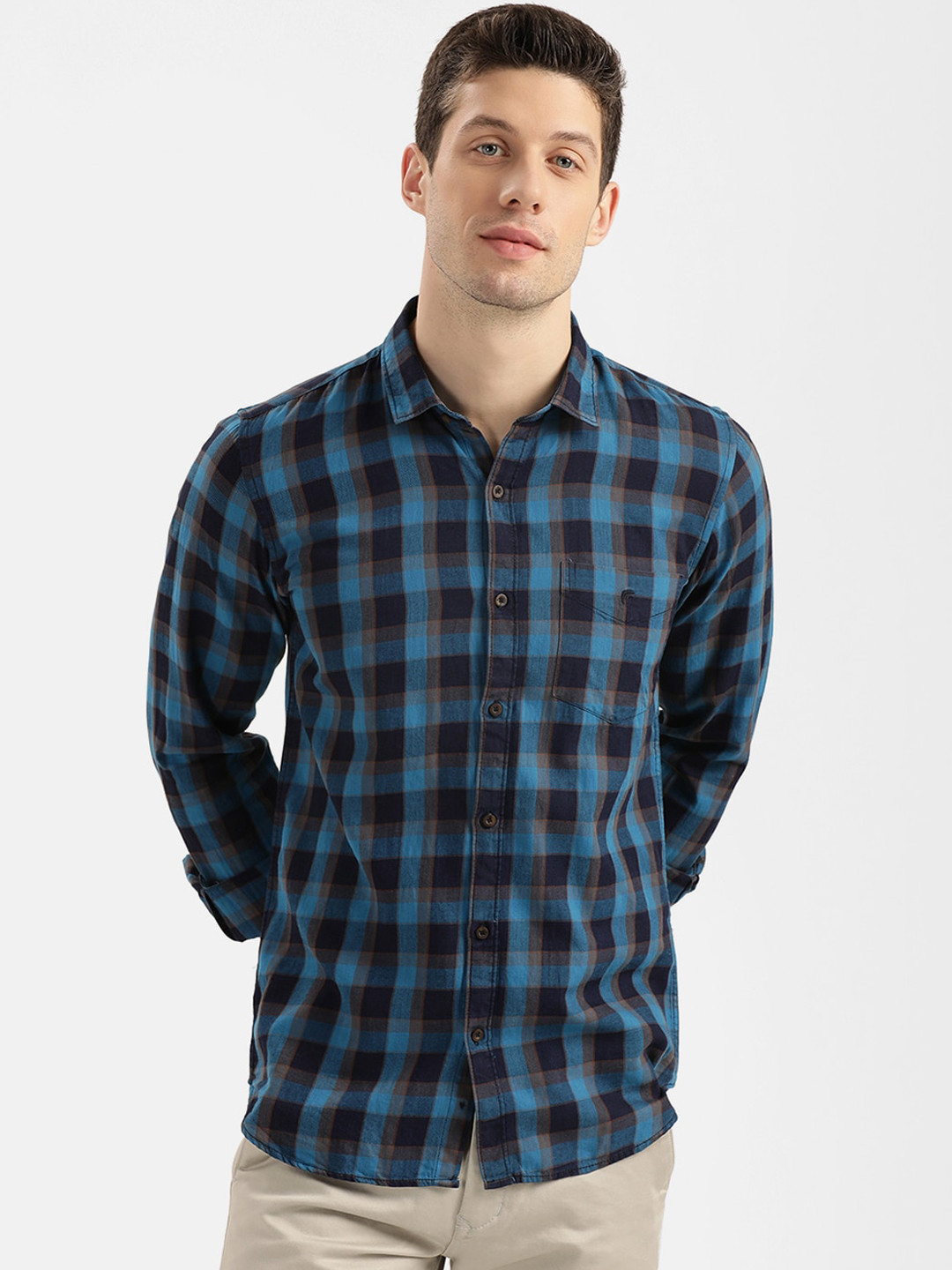 

V2 Value & Variety Men Blue Buffalo Checks Checked Casual Shirt
