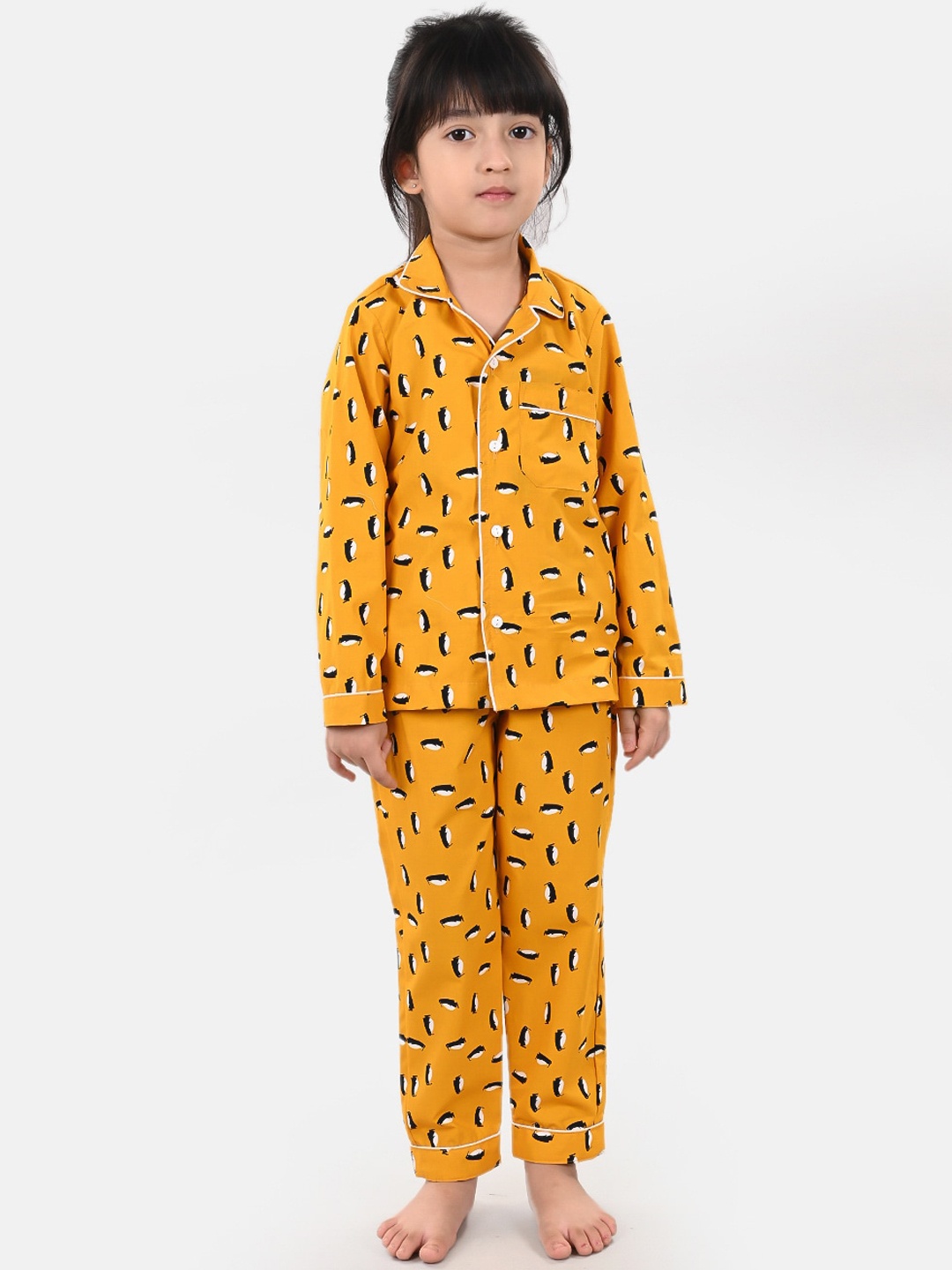 

ESME Girls Yellow & Black Printed Night suit