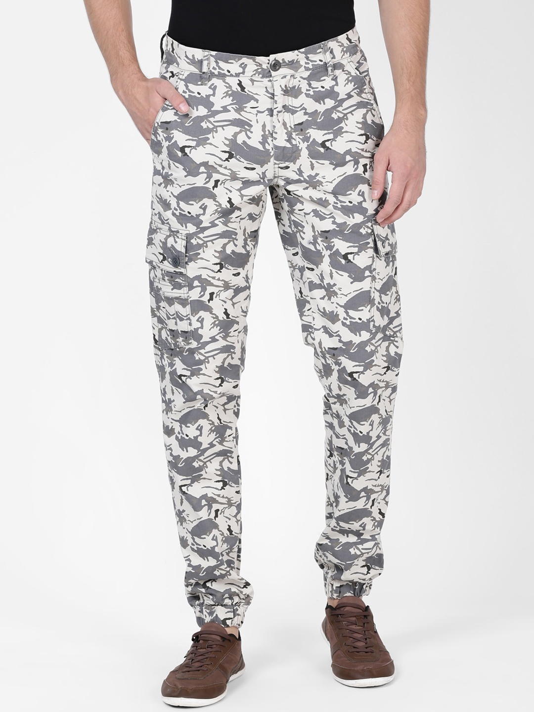 

t-base Men Off White Camouflage Printed Slim Fit Regular Trousers