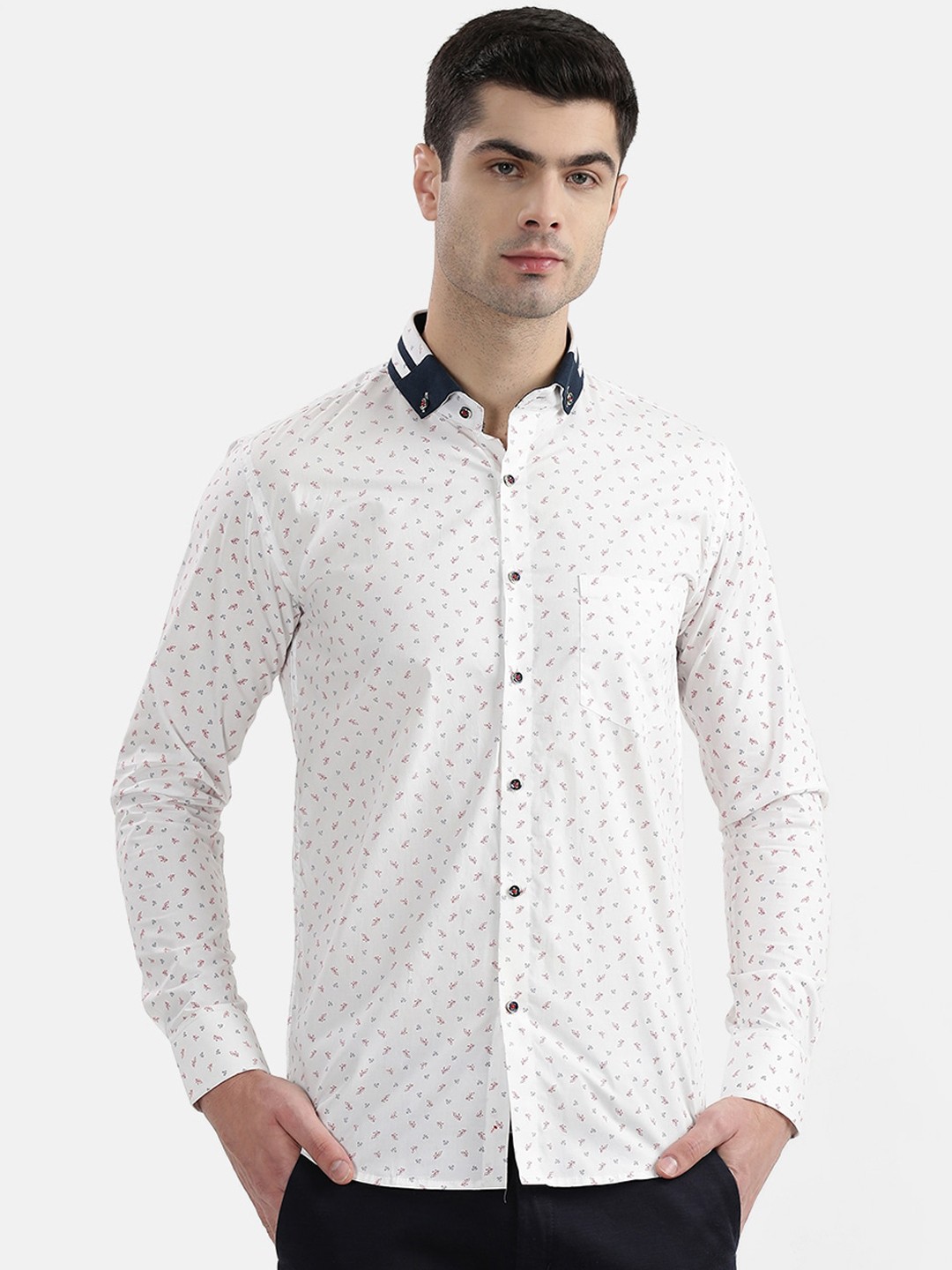 

V2 Value & Variety Men White Printed Casual Shirt