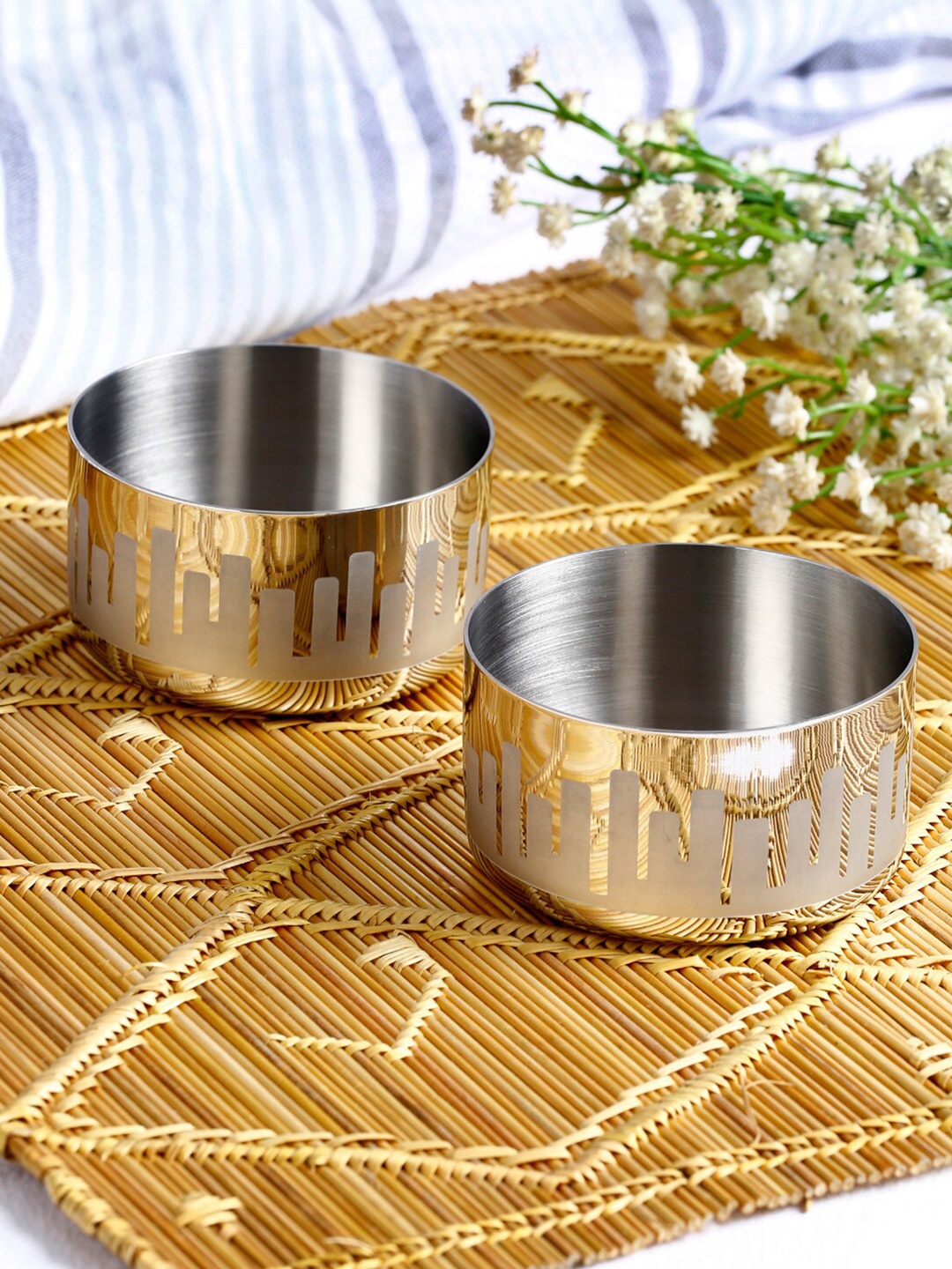 

ARTTDINOX Steel-Toned 2 Pieces Stainless Steel Urban Glossy Bowls