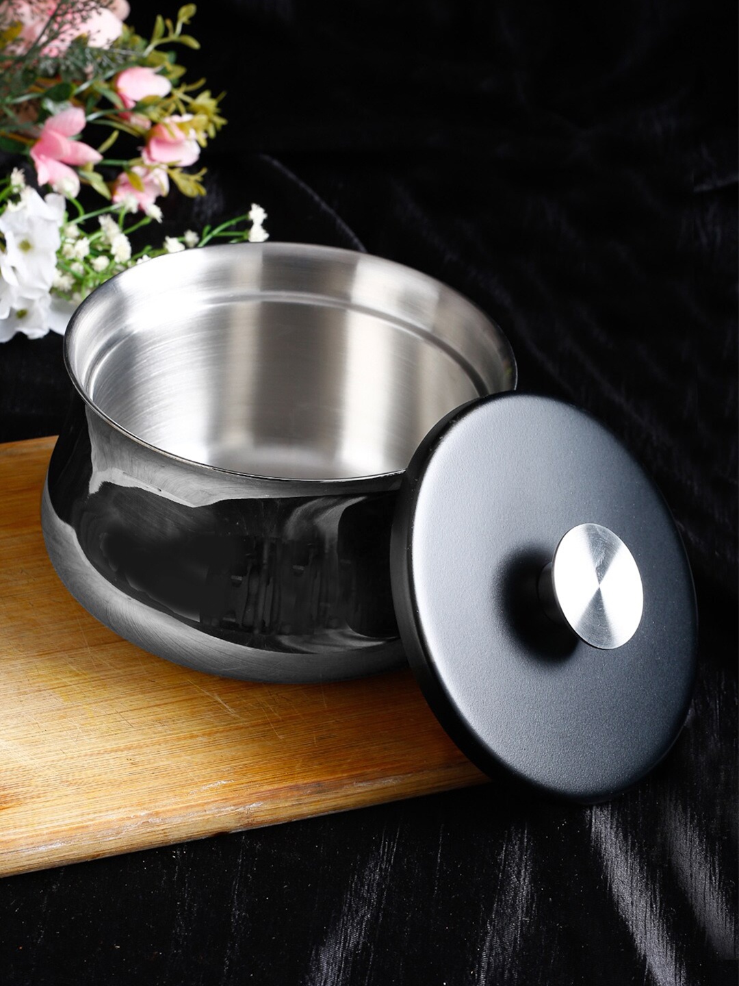 

ARTTDINOX Steel & Black Stainless Steel Matte Double Wall Large Bowl With Lid