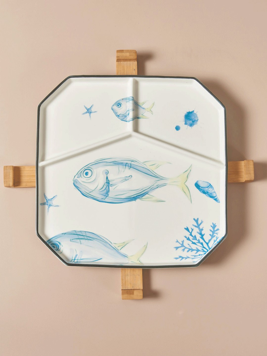 

THEDECORKART White & Blue Printed Aquatic Chip n Dip Platter