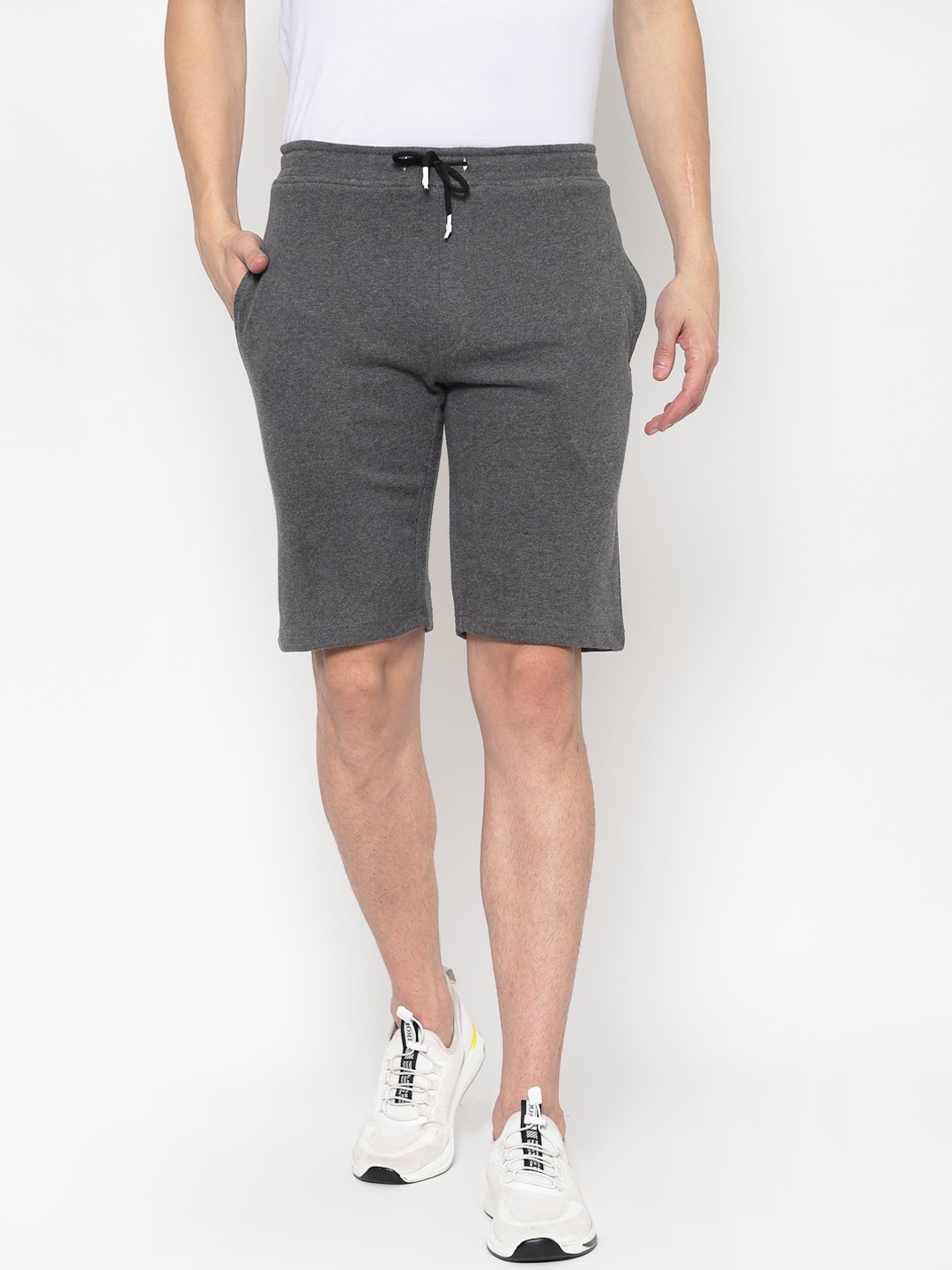 

PAUSE SPORT Men Grey Melange Slim Fit Mid-Rise Sports Shorts