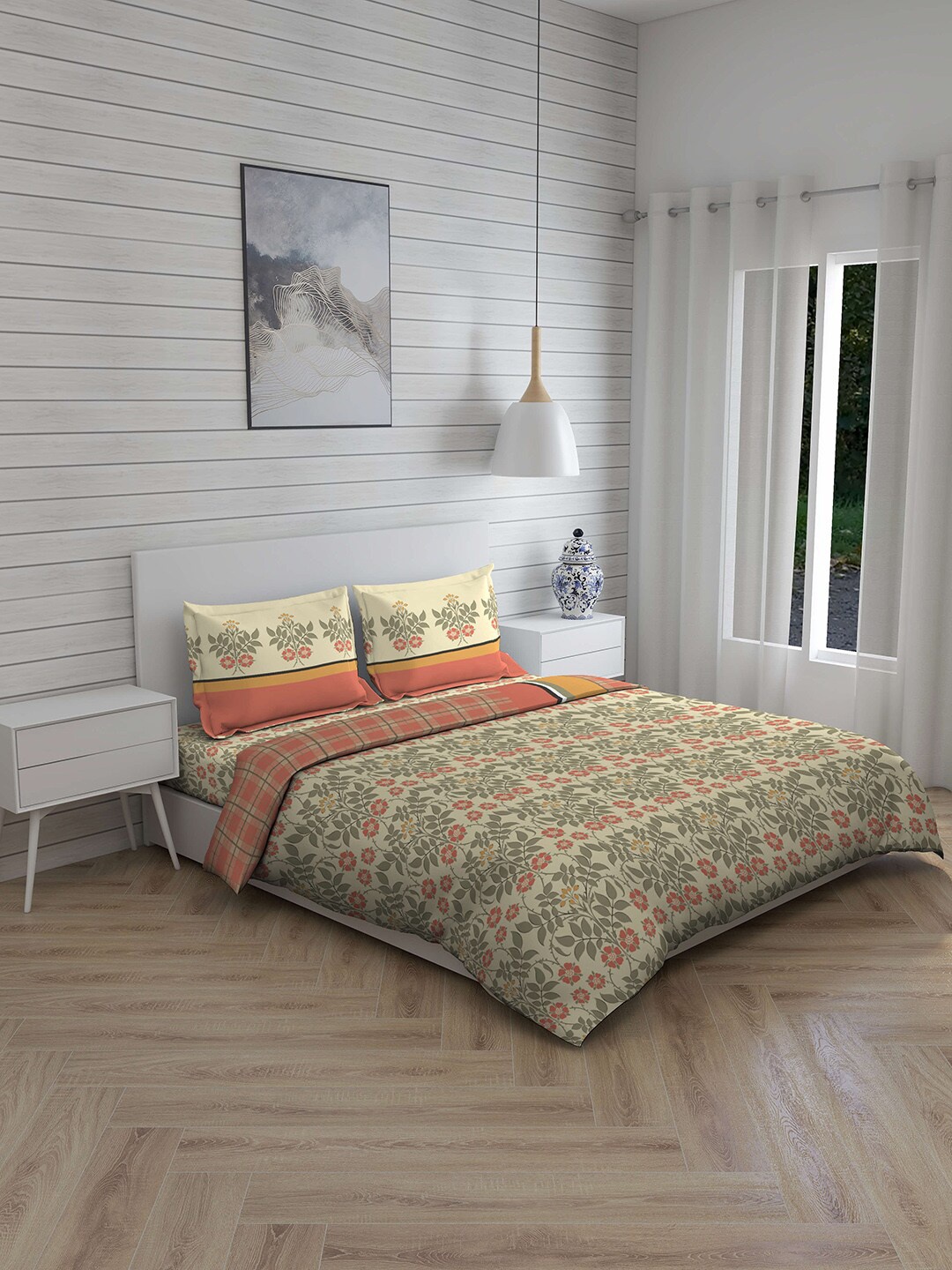 

Layers Red & Beige Floral Cotton Double Queen Bedding Set